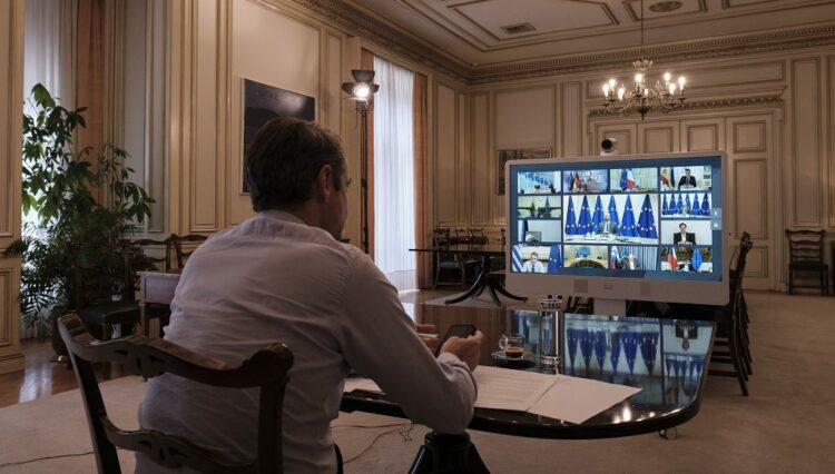 Τηλεδιάσκεψη του Κ. Μητσοτάκη με πολιτικούς ηγέτες για τον covid-19