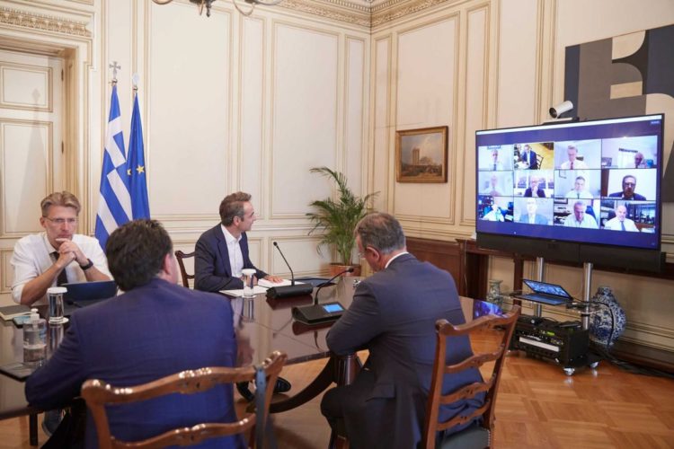 Παρουσιάστηκε στον Κ. Μητσοτάκη το σχέδιο ανάπτυξης της οικονομίας από την «Επιτροπή Πισσαρίδη»