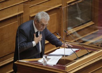Βουλή: Με 177 «ναι» παραπέμπεται σε ειδικό δικαστήριο ο Δημήτρης Παπαγγελόπουλος