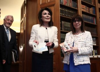 Συνάντηση Σακελλαροπούλου – Αγγελοπούλου για το «επετειακό» 2021