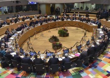 Σύνοδος Κορυφής: Παράταση των συζητήσεων για τέταρτη ημέρα