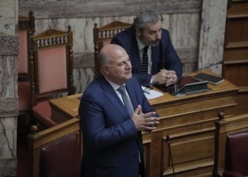 Τσιάρας στη Βουλή: Αυτή η κυβέρνηση έχει αποδείξει έμπρακτα ότι δεν παρεμβαίνει στη δικαιοσύνη