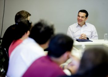 Τσίπρας: Νομοσχέδιο καθ’ υπόδειξη των σχολαρχών που πάει πίσω τη δημόσια εκπαίδευση