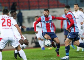 Σούπερ Λίγκα: Μάχες επιβίωσης για Πανιώνιο και Ξάνθη στο φινάλε των πλέι άουτ