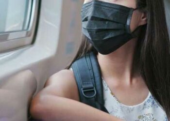 Χρήση μάσκας: Πρόστιμα και συνωστισμός στα μέσα μεταφοράς