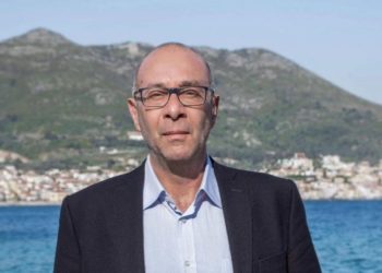 Επίθεση από μετανάστες δέχθηκε ο Στάντζος