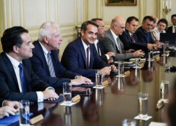 Aνασχηματισμός: Θέμα ωρών οι ανακοινώσεις των ονομάτων