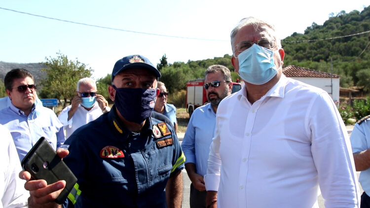 Στη Μάνη ο Θεοδωρικάκος – Εντός της εβδομάδας οι αποζημιώσεις στους πυρόπληκτους