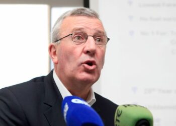 Ιρλανδία: Παραιτήθηκε ο επικεφαλής οργανισμού τουρισμού – Έκανε διακοπές στην Ιταλία