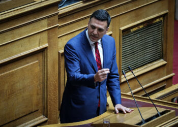 Κικίλιας: Πιθανά νέα μέτρα στους οίκους ευγηρίας – Σε τεστ θα υποβάλλονται οι εργαζόμενοι