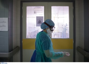 Κορονοϊός: 7 ακόμη κρούσματα στη Λάρισα, 2 διασωληνωμένοι μετά από γάμο στον Αμπελώνα