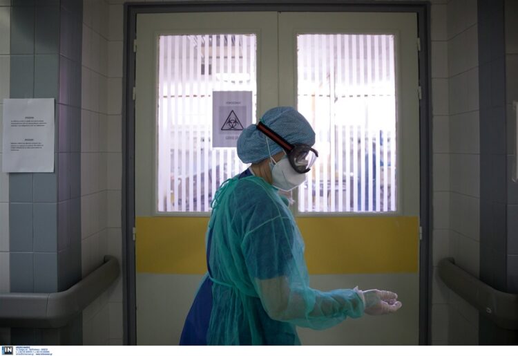 Κορονοϊός: 7 ακόμη κρούσματα στη Λάρισα, 2 διασωληνωμένοι μετά από γάμο στον Αμπελώνα