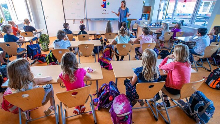 Γερμανία – Κορονοϊος: Κατά του κλεισίματος σχολείων σε περίπτωση κρουσμάτων ο Ιατρικός Σύλλογος