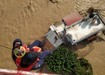 Χαρδαλιάς για πλημμύρες στην Εύβοια: Δεν είχαμε σωστή πρόβλεψη, αλλιώς θα είχαμε ενεργήσει διαφορετικά