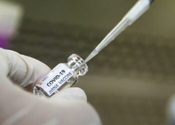 ΠΟΥ: Δεν θα είναι ασφαλείς οι πλούσιες χώρες αν κρατήσουν το εμβόλιο για τον εαυτό τους