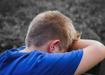 Ρόδος: Μητέρα κατήγγειλε τον 18χρονο γιο της ότι βίασε τον 13χρονο αδελφό του