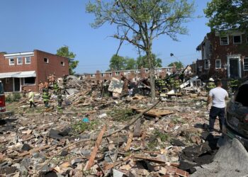Μεγάλη έκρηξη στη Βαλτιμόρη: Ισοπεδώθηκαν σπίτια — Ένας νεκρός, τραυματίες και εγκλωβισμένοι