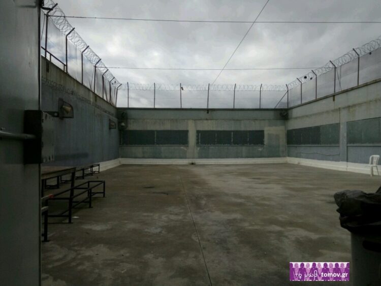 Καταγγελία για σεξουαλική κακοποίηση κρατούμενης από αστυνομικό, στα κρατητήρια της Πέτρου Ράλλη