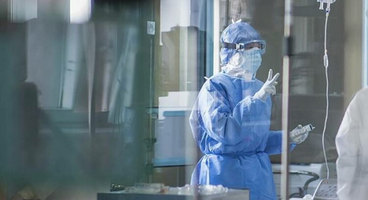 Kορονοϊός: Καταγγελία νοσοκομειακών γιατρών – Αποσιωπούν τα κρούσματα