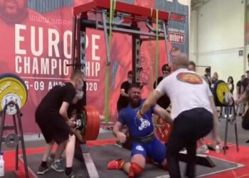 Ρωσία: Σοκαριστικό video –  Έσπασε τα γόνατα του προσπαθώντας να σηκώσει 400 κιλά