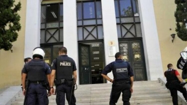 Απόδραση κρατουμένου από την Ευελπίδων