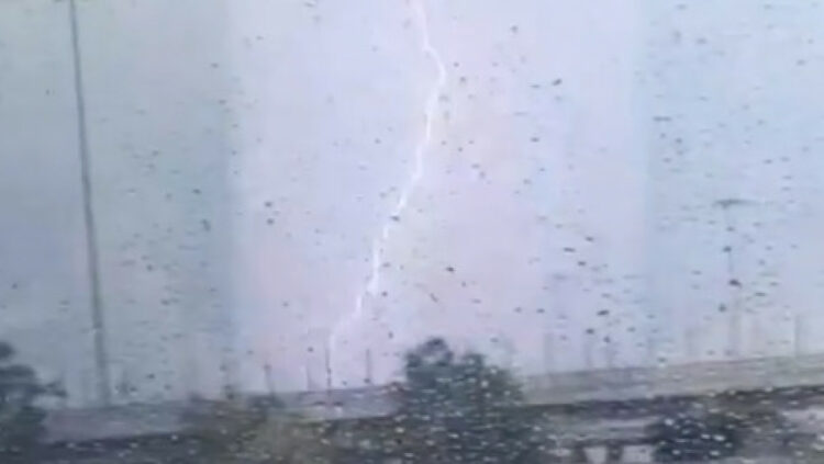 Καταιγίδα Θάλεια: Βροχές και καταιγίδες το μεσημέρι και στην Αττική