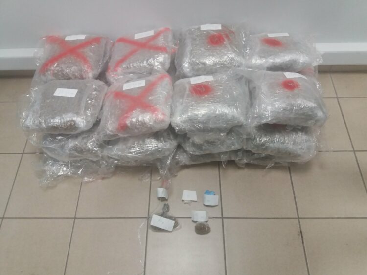 Κινέττα: Συνελήφθη 22χρονος με 205 κιλά κάνναβης