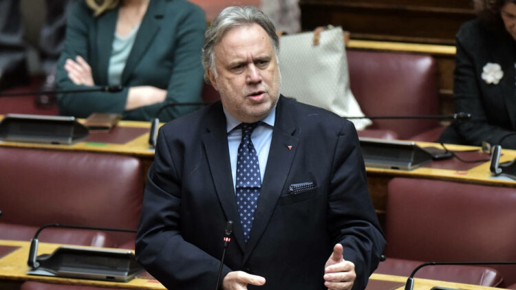 Ο Κατρούγκαλος υπογράμμισε το άδειασμα του Διακόπουλου στον Μητσοτάκη