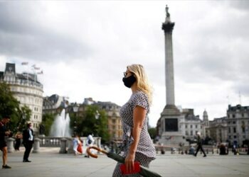 Βρετανία: Καραντίνα επί πληρωμή – Τι ποσά θα δίνει και σε ποιούς