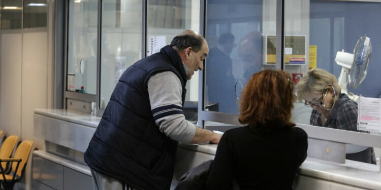 Κορονοϊός: Πώς θα λειτουργεί το δημόσιο μέχρι 31 Αυγούστου