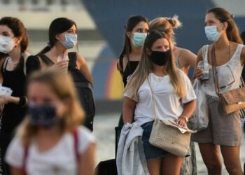 Σύψας: Πιθανά νέα μέτρα πριν τη Δευτέρα – Εξετάζεται η επιστροφή των SMS