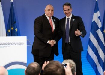 Έπεσαν οι υπογραφές για τον αγωγό φυσικού αερίου Αλεξανδρούπολης – Τι δήλωσαν Μητσοτάκης και Μπορίσοφ