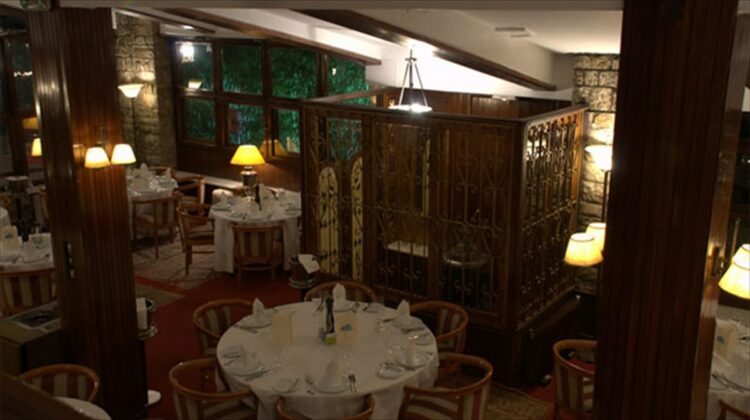 Real ξέπλυμα στο «Blue Pine»