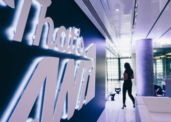 Αναστάτωση στον ΑΝΤ1 – Παρουσιάστρια λιποθύμησε «στον αέρα» (video)