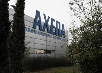 Κορονοϊός: Κατέληξε 87χρονη στο ΑΧΕΠΑ – Στους 245 οι θάνατοι στην Ελλάδα