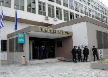 Κορονοϊός: Αναστολή πρόστιμου με δικαστική απόφαση σε μπαρ της Βέροιας