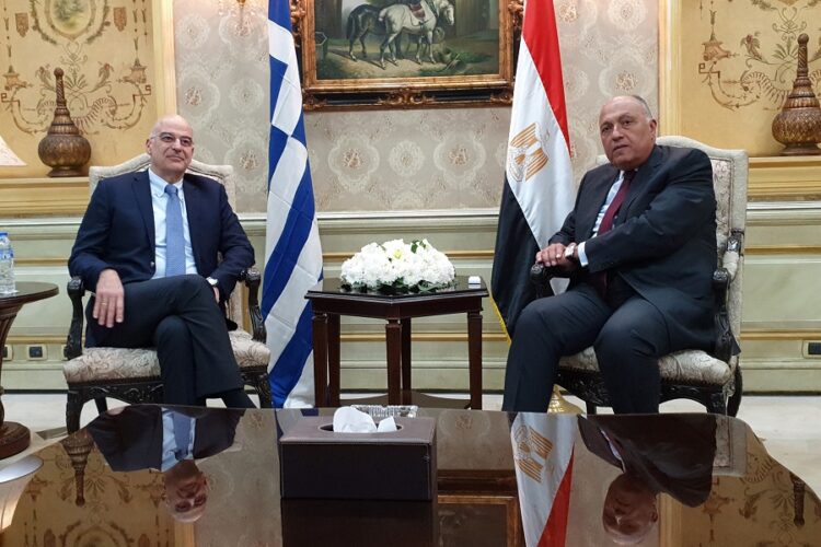 Τηλεφωνική επικοινωνία Δένδια – Χριστοδουλίδη – Σούκρι