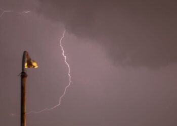 Κακοκαιρία «Θάλεια» : Φέρνει καταιγίδες και κεραυνούς