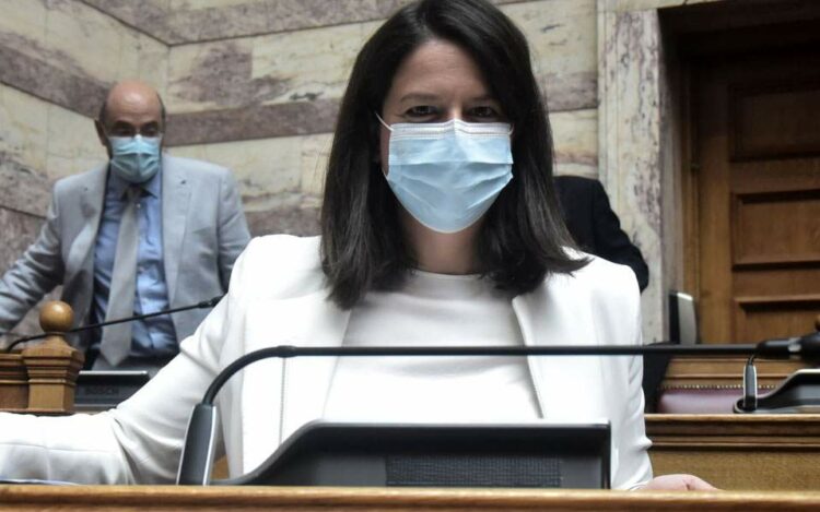 Κεραμέως: Όσοι μαθητές δεν φορούν μάσκα δεν θα συμμετέχουν στο μάθημα