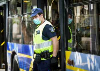 Περισσότερες από 300 παραβάσεις για μη χρήση μάσκας σε μια ημέρα