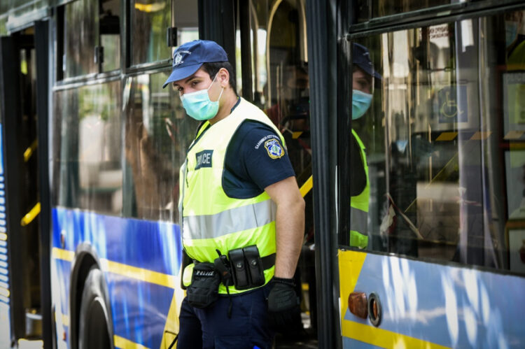 Περισσότερες από 300 παραβάσεις για μη χρήση μάσκας σε μια ημέρα