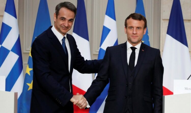Τηλεφωνική επικοινωνία Μητσοτάκη με τους προέδρους Μακρόν και Σίσι