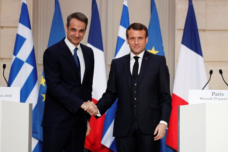 Μητσοτάκης σε Μακρόν: Ευχαριστώ για την αλληλεγγύη