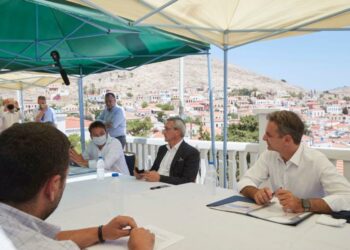 Μητσοτάκης από τη Χάλκη: Μείωση του ΕΝΦΙΑ για τους κατοίκους των μικρών νησιών