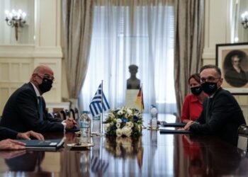 Δένδιας σε Μάας: Προσβλέπουμε σε κυρώσεις της ΕΕ – Δεν νοείται διάλογος με απειλές από την Τουρκία