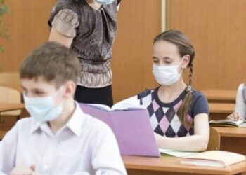 Κοτανίδου: Προτείνουμε μαθητές με μάσκες – Με αρνητικό τεστ οι φοιτητές στις σχολές