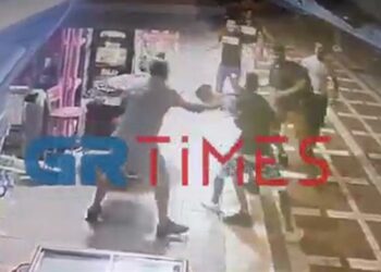 Άγρια συμπλοκή μεταξύ αλλοδαπών (Βίντεο)