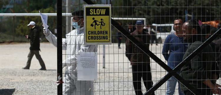 Κορονοϊός: Σε καραντίνα οι δομές φιλοξενίας προσφύγων σε Θήβα και Σέρρες