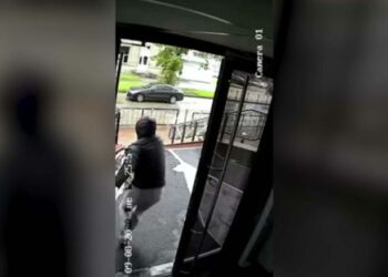 Ρωσία: Επίθεση με χημικές ουσίες σε γραφείο συνεργατών του Ναβάλνι