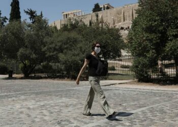 Κορονoϊός: Συναγερμός στην Αττική – Ανακοινώνονται μέτρα